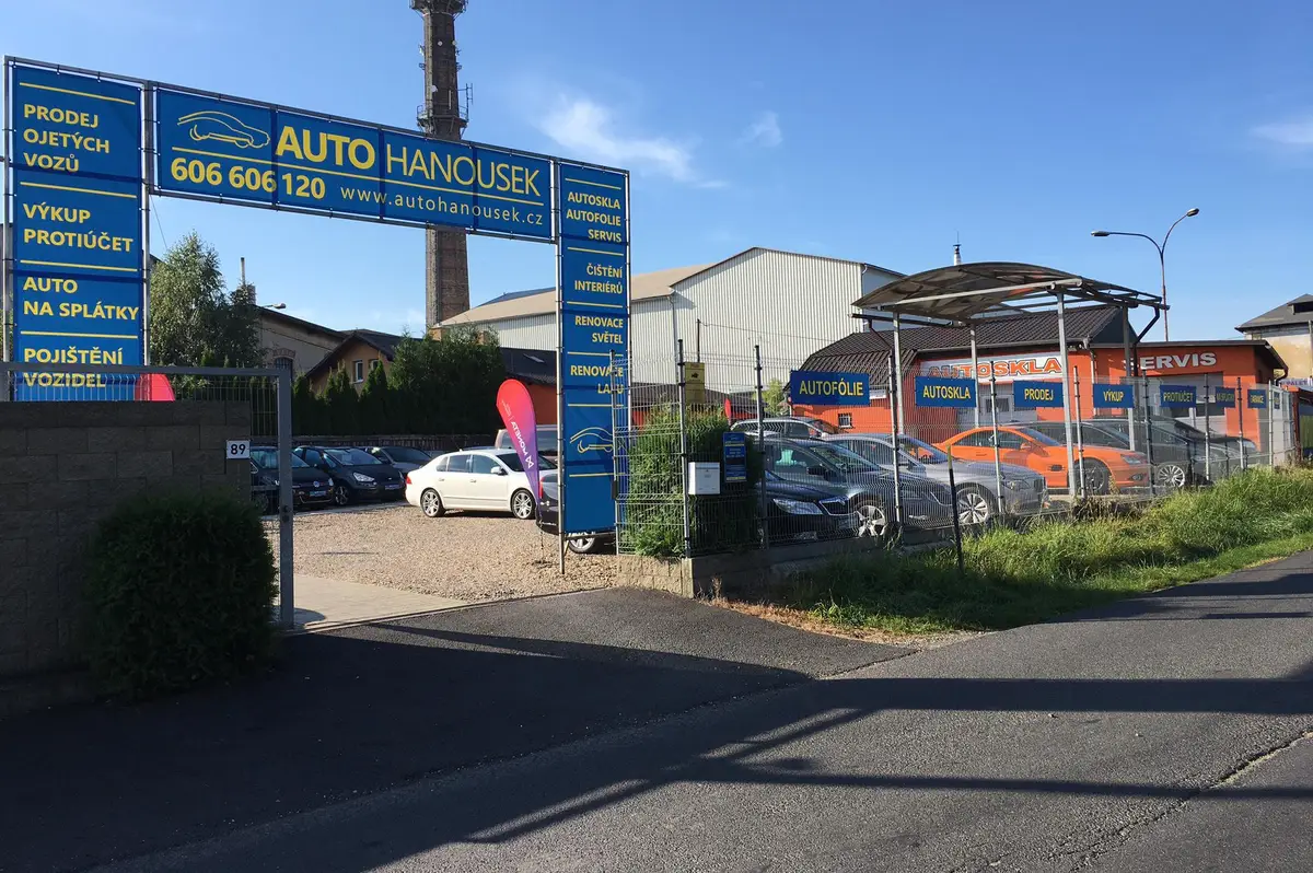 AUTO HANOUSEK s.r.o.